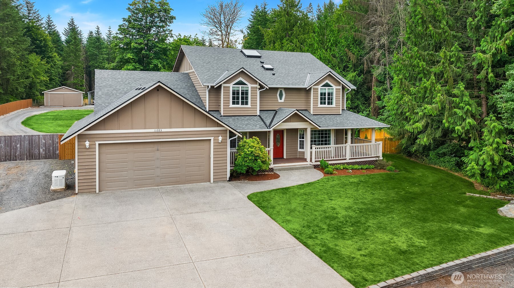 Lake Stevens, Washington, 98258, United States, 4 Bedrooms Bedrooms, ,2 BathroomsBathrooms,Residential,For Sale,1901328