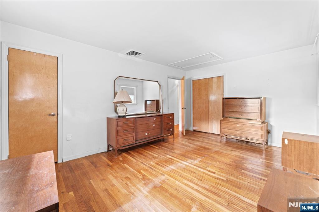Twp of Washington, New Jersey, 07676, United States, 3 Bedrooms Bedrooms, ,2 BathroomsBathrooms,Residential,For Sale,1885353