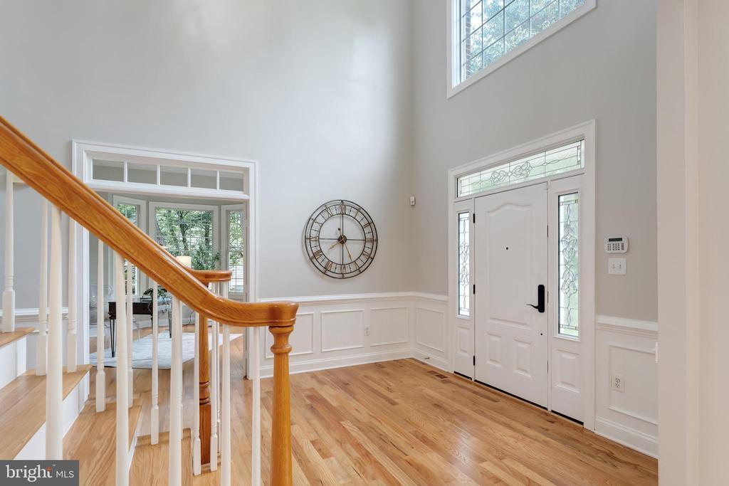 Fairfax, Virginia, 22033, United States, 6 Bedrooms Bedrooms, ,6 BathroomsBathrooms,Residential,For Sale,1973786