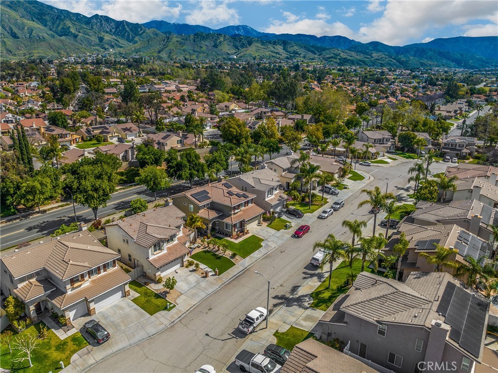 Highland, California, 92346, United States, 5 Bedrooms Bedrooms, ,4 BathroomsBathrooms,Residential,For Sale,1975200