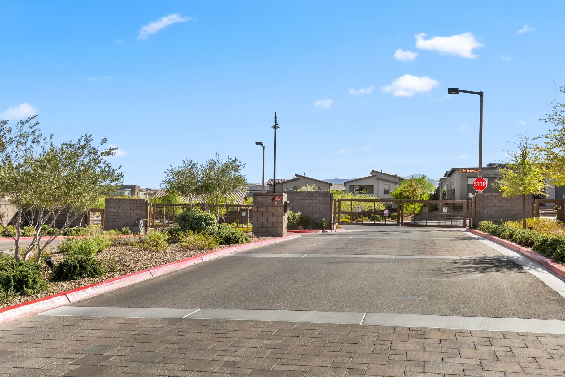  Upgraded Summerlin West Gated Home with Strip & Mountain Views - 物件實景