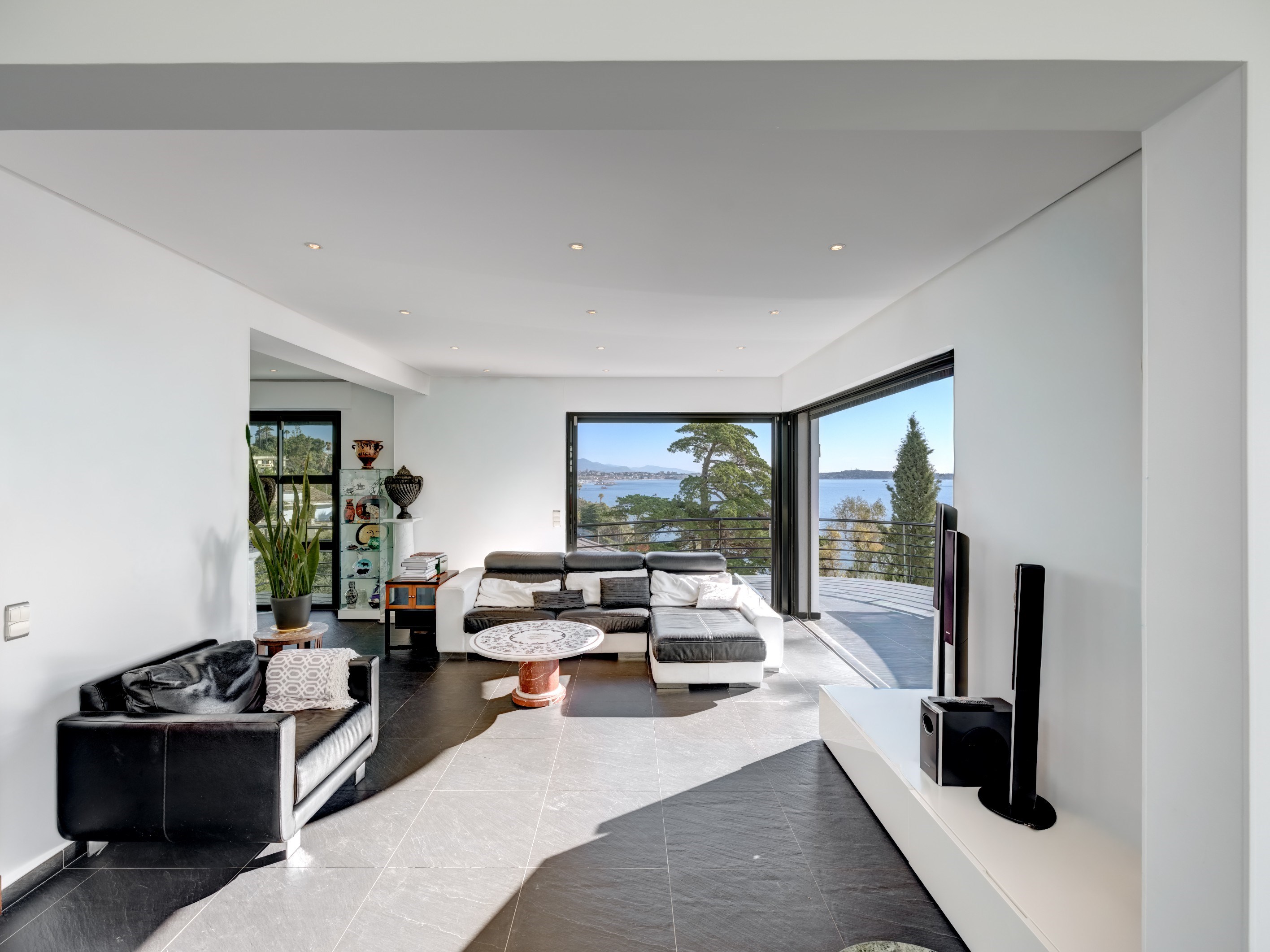  Cannes Californie villa 300 sqm sea view Cap d’Antibes 6 bedroom pool guest apa… - 物件實景