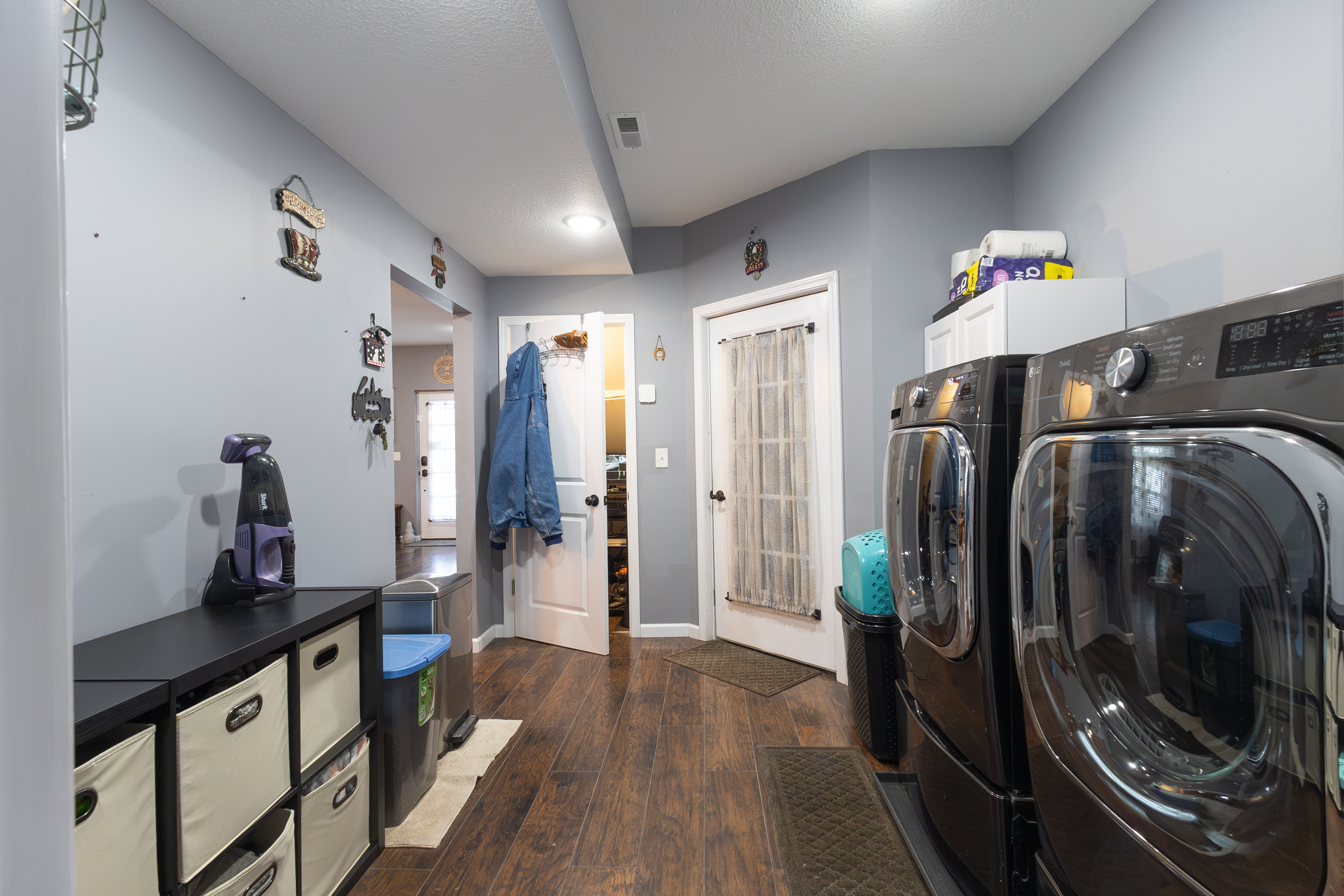 Hartsburg, Missouri, 65039, United States, 3 Bedrooms Bedrooms, ,Residential,For Sale,2010834