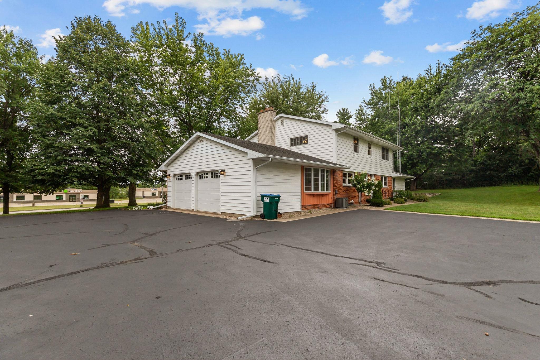 WAUTOMA, Wisconsin, 54982, United States, 4 Bedrooms Bedrooms, ,3 BathroomsBathrooms,Residential,For Sale,1955228