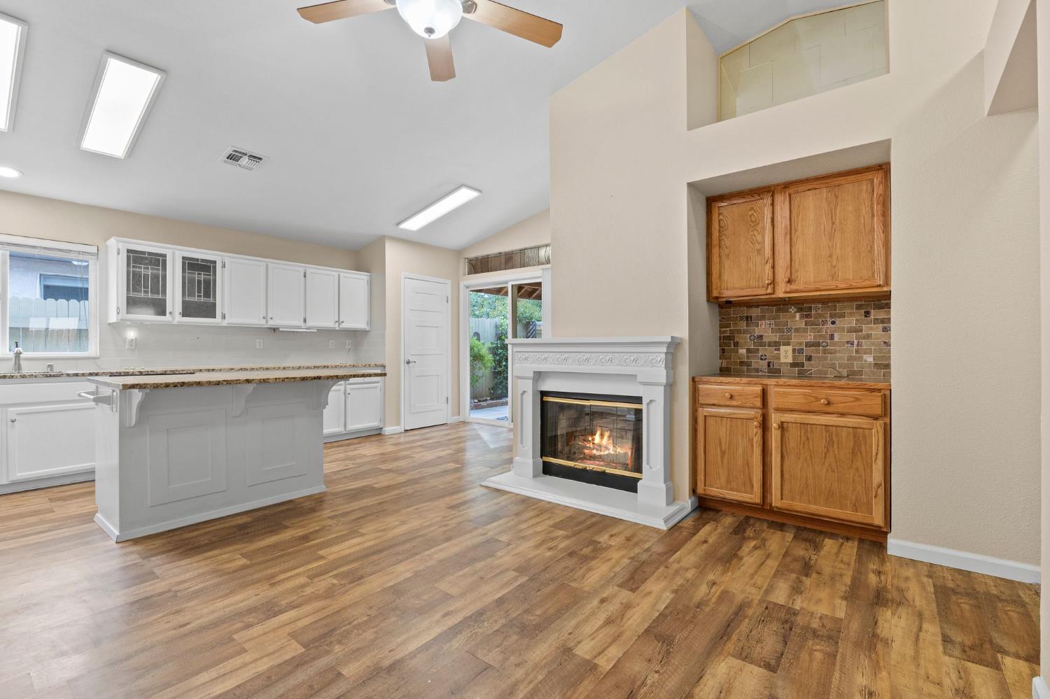 Rancho Cordova, California, 95670, United States, 3 Bedrooms Bedrooms, ,2 BathroomsBathrooms,Residential,For Sale,1900800