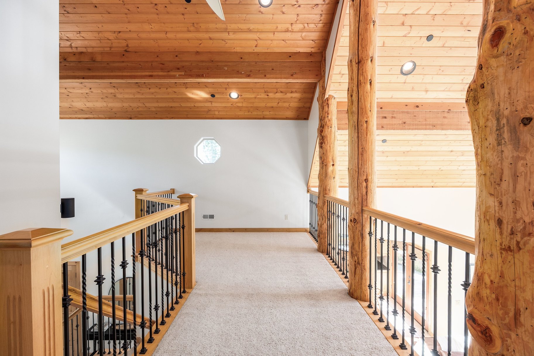  Mountain Contemporary Retreat Among the Trees in Lower Pinebrook - 物件實景