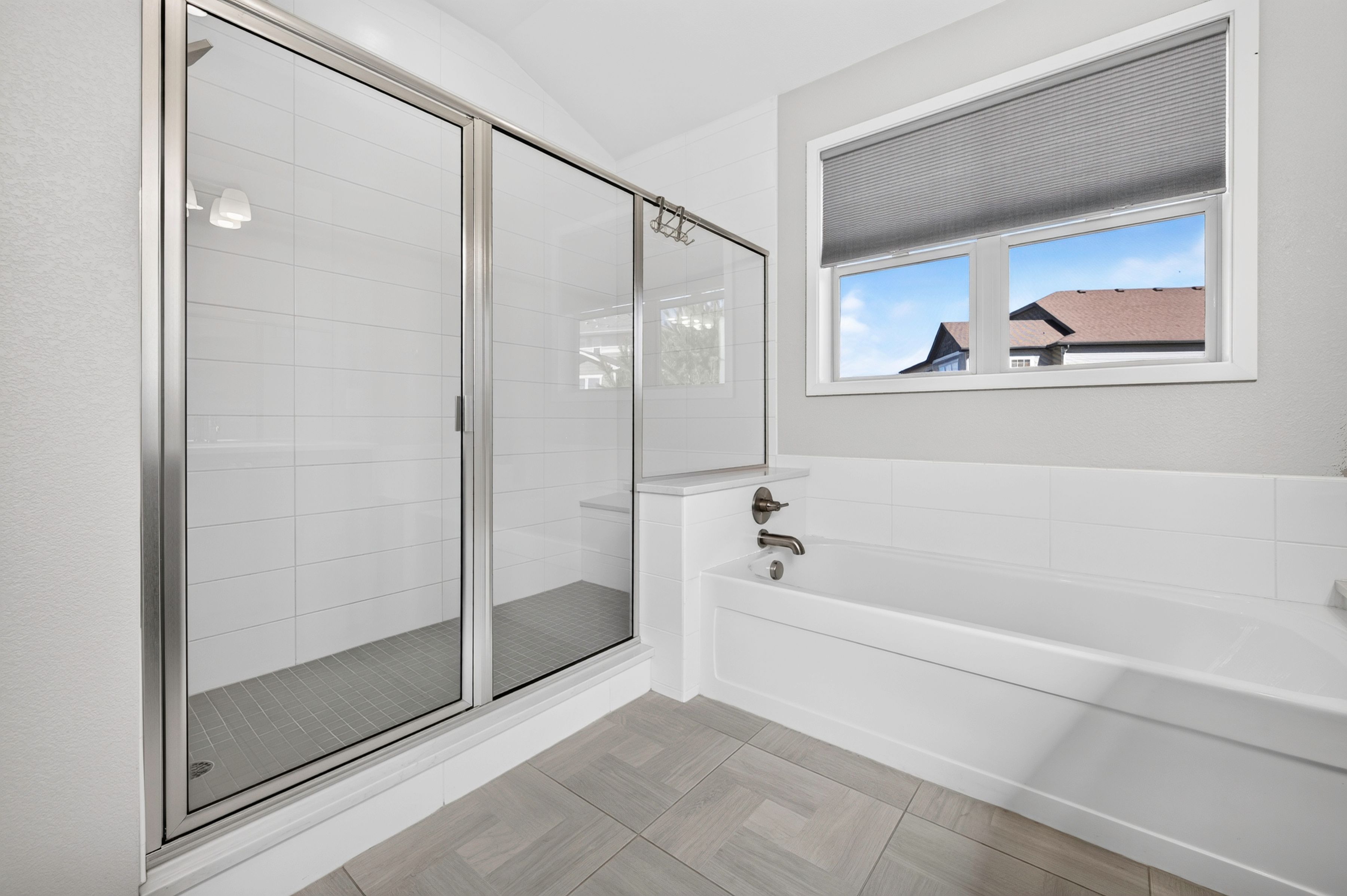  Spacious Ranch-Style Home Ideally Situated on a Cul-de-Sac - 物件實景