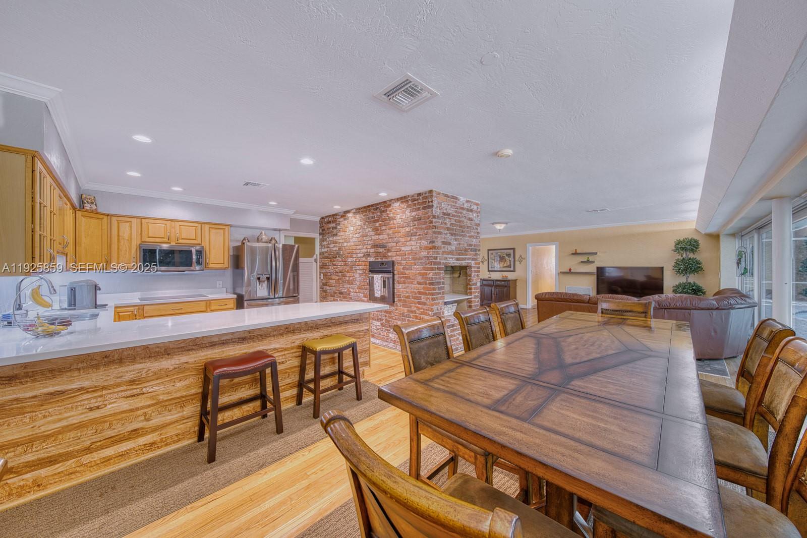 Pinecrest, Florida, 33156, United States, 3 Bedrooms Bedrooms, ,2 BathroomsBathrooms,Residential,For Sale,2003323