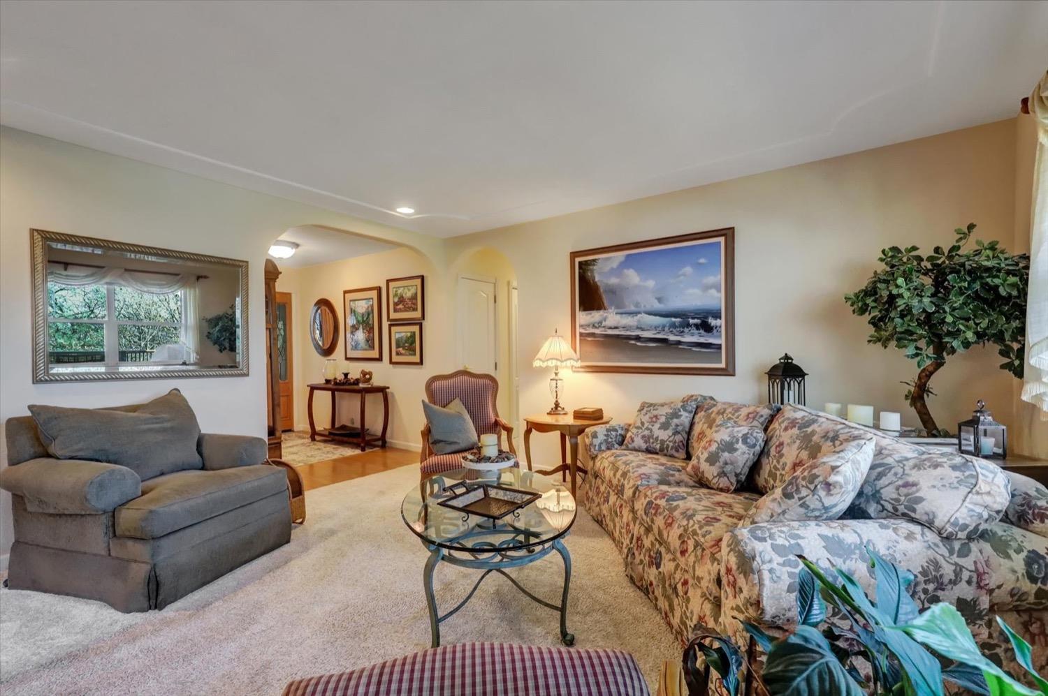 Grass Valley, California, 95949, United States, 3 Bedrooms Bedrooms, ,3 BathroomsBathrooms,Residential,For Sale,1840908