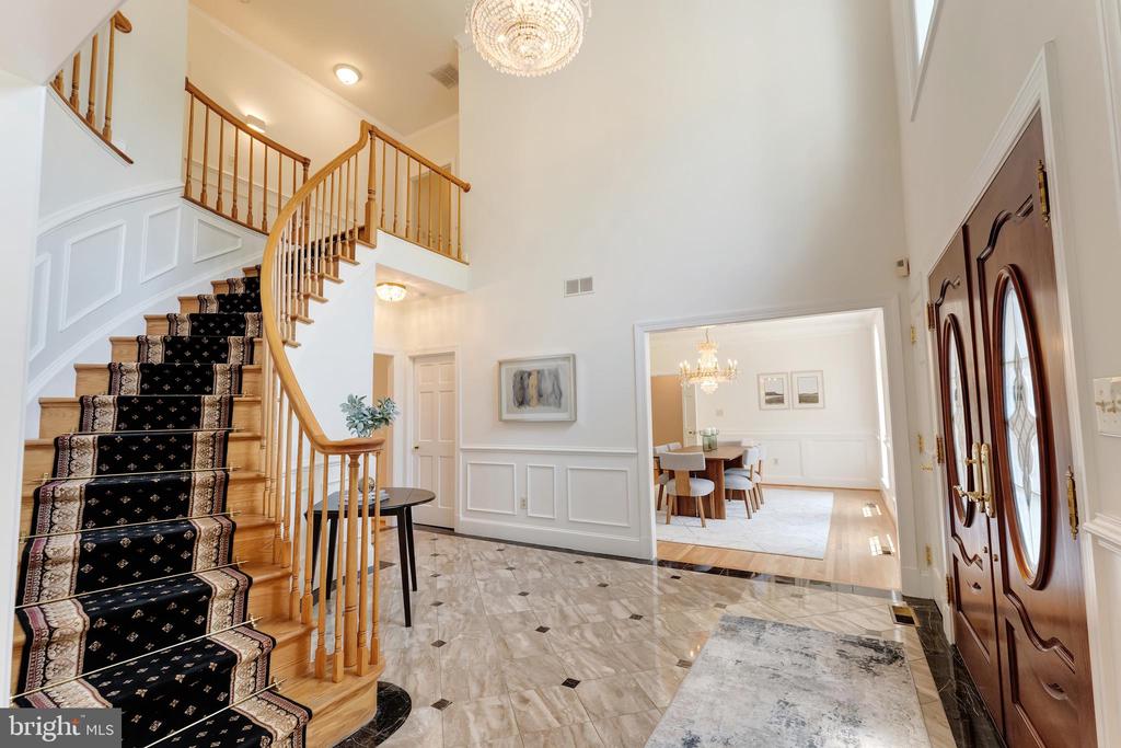 Great Falls, Virginia, 22066, United States, 5 Bedrooms Bedrooms, ,5 BathroomsBathrooms,Residential,For Sale,1900616