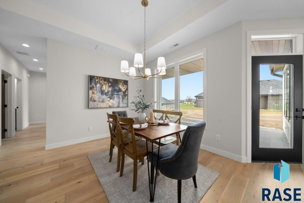 Sioux Falls, South Dakota, 57110, United States, 2 Bedrooms Bedrooms, ,2 BathroomsBathrooms,Residential,For Sale,2005980