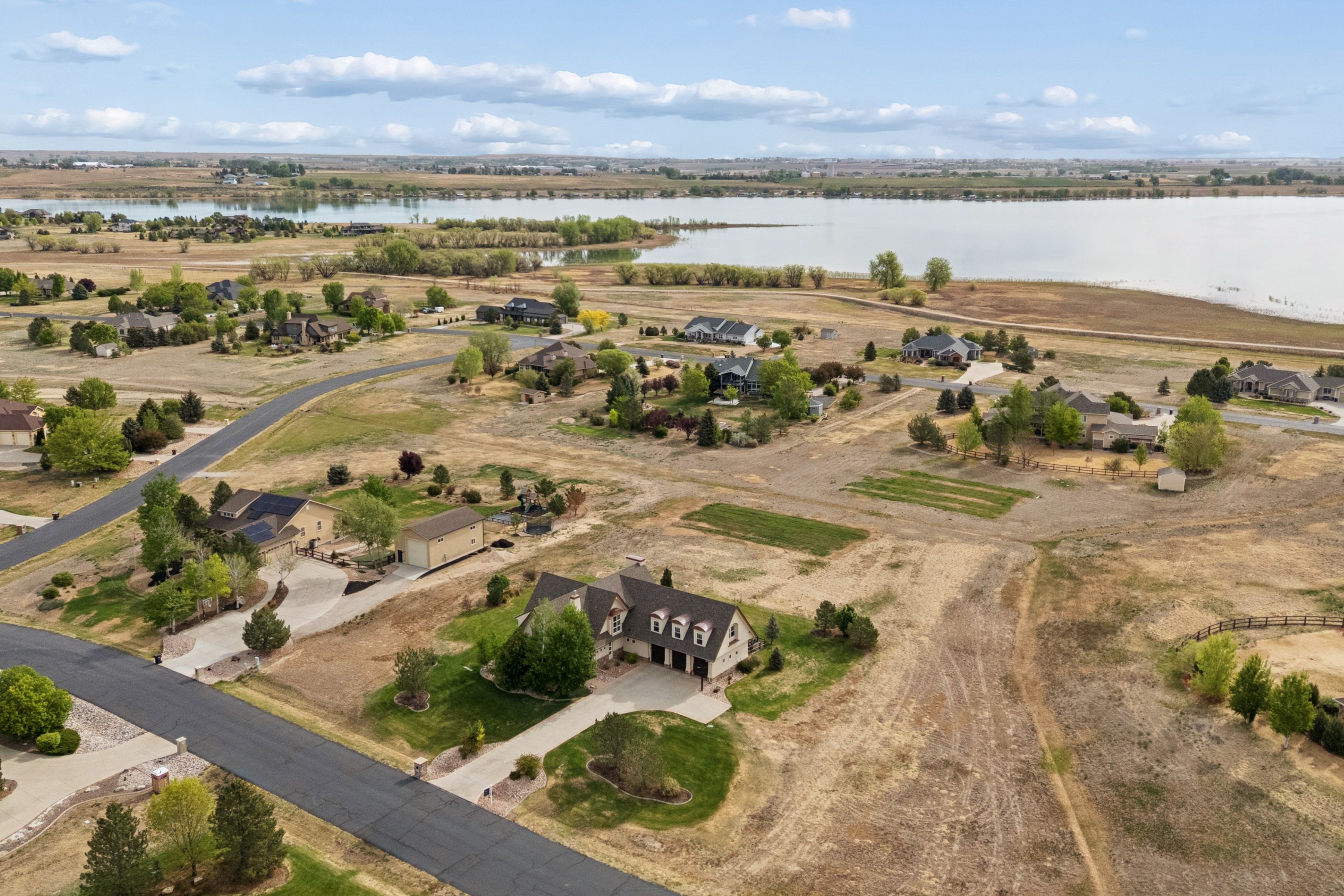  Exceptional Soaring Eagle Ranch Home - 物件實景