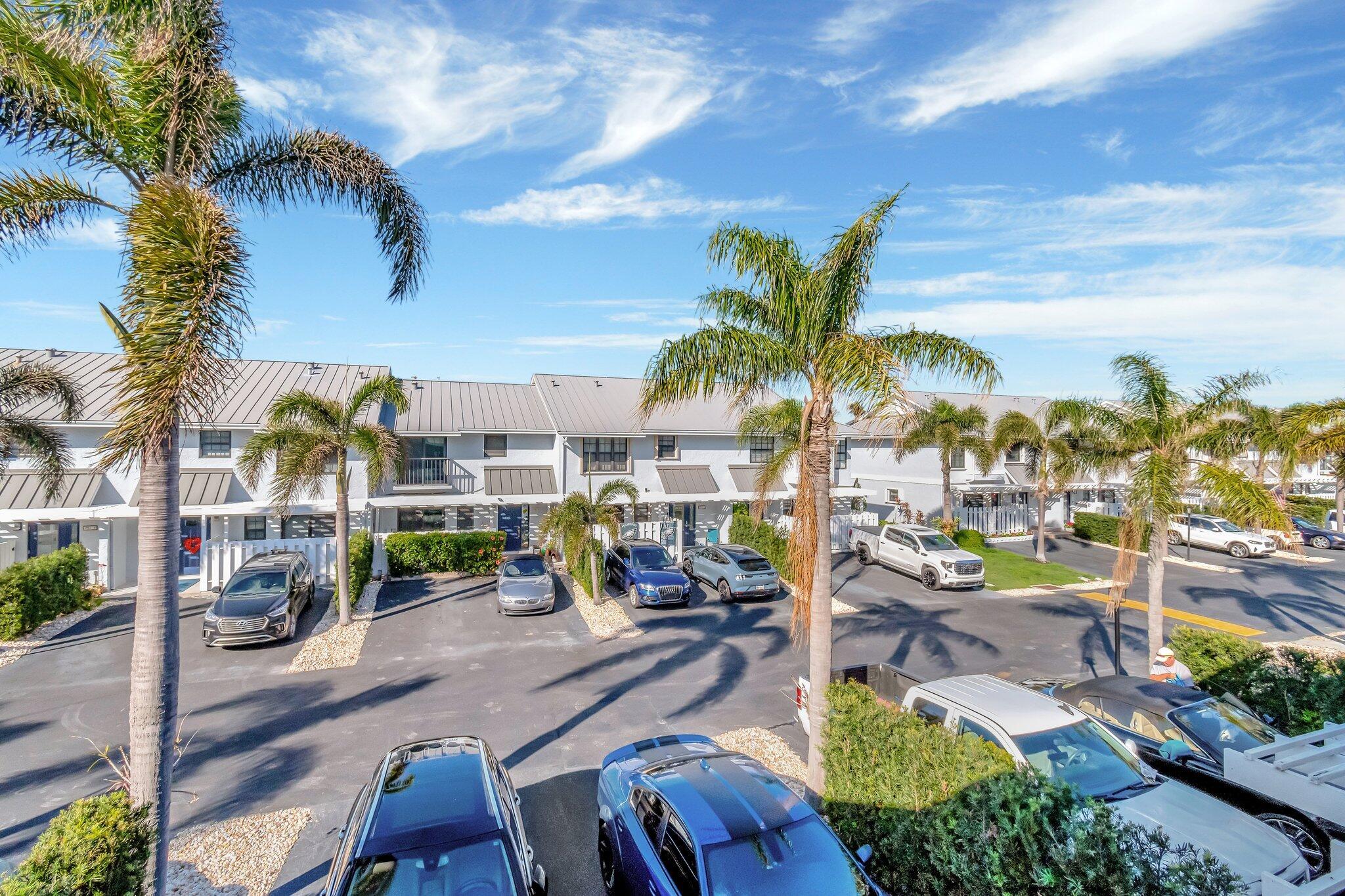 Boynton Beach, Florida, 33435, United States, 2 Bedrooms Bedrooms, ,3 BathroomsBathrooms,Residential,For Sale,1927808