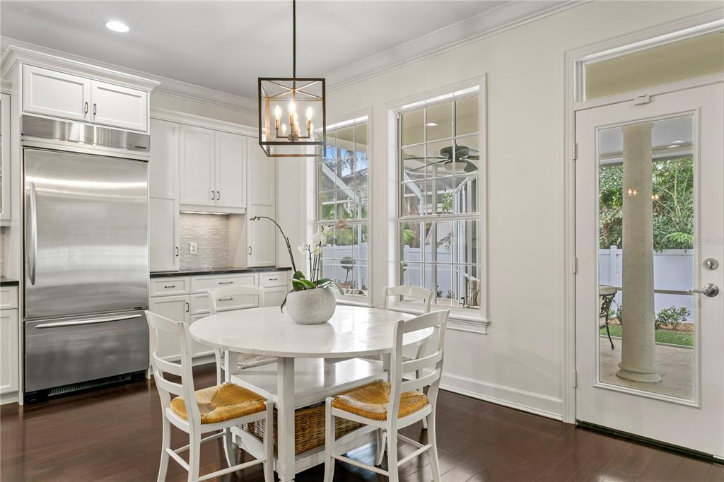 Tampa, Florida, 33629, United States, 4 Bedrooms Bedrooms, ,4 BathroomsBathrooms,Residential,For Sale,1885356