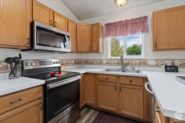 Lehi, Utah, 84043, United States, 5 Bedrooms Bedrooms, ,3 BathroomsBathrooms,Residential,For Sale,1930860