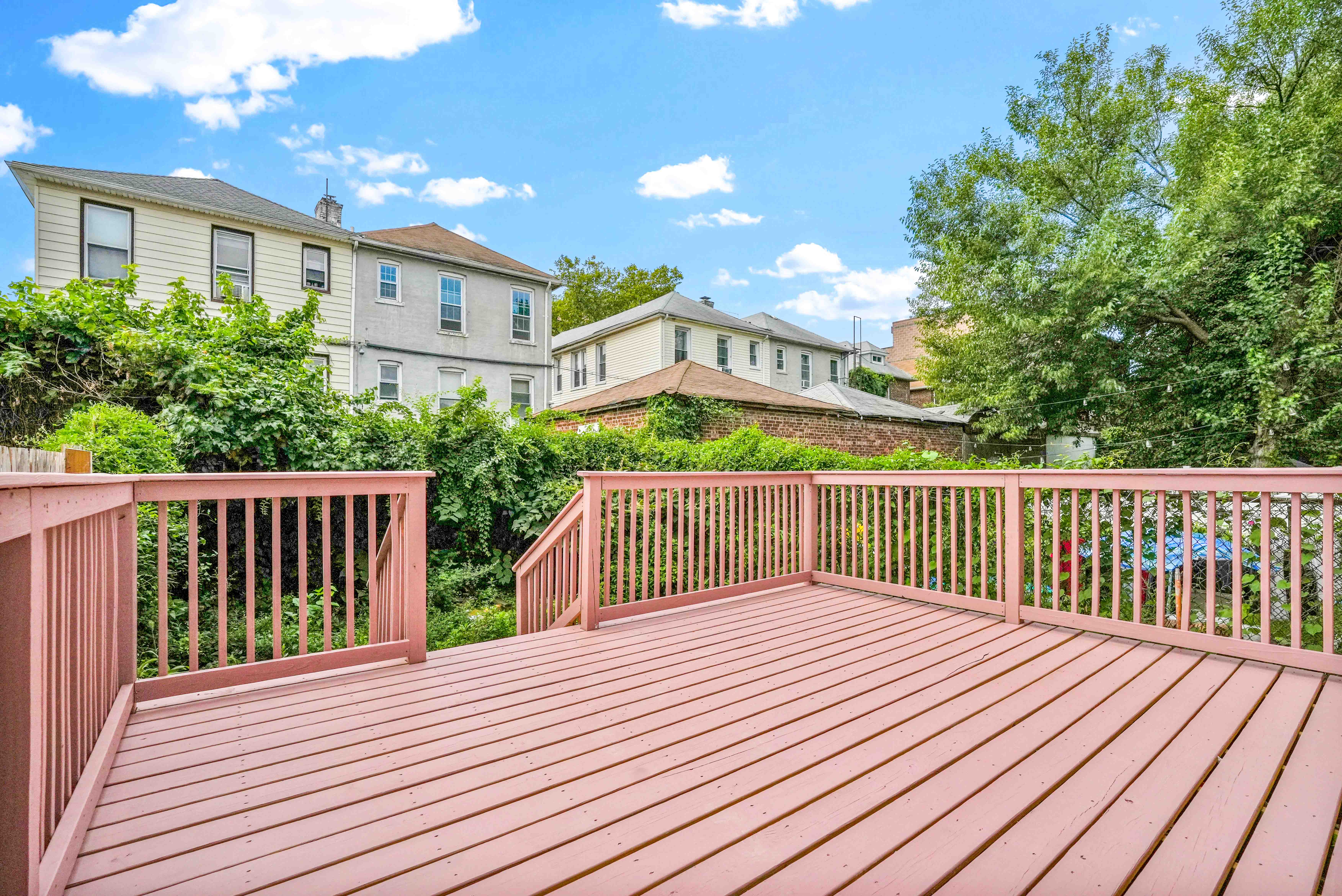 Bronx, New York, 1046, United States, 8 Bedrooms Bedrooms, ,5 BathroomsBathrooms,Residential,For Sale,1921443
