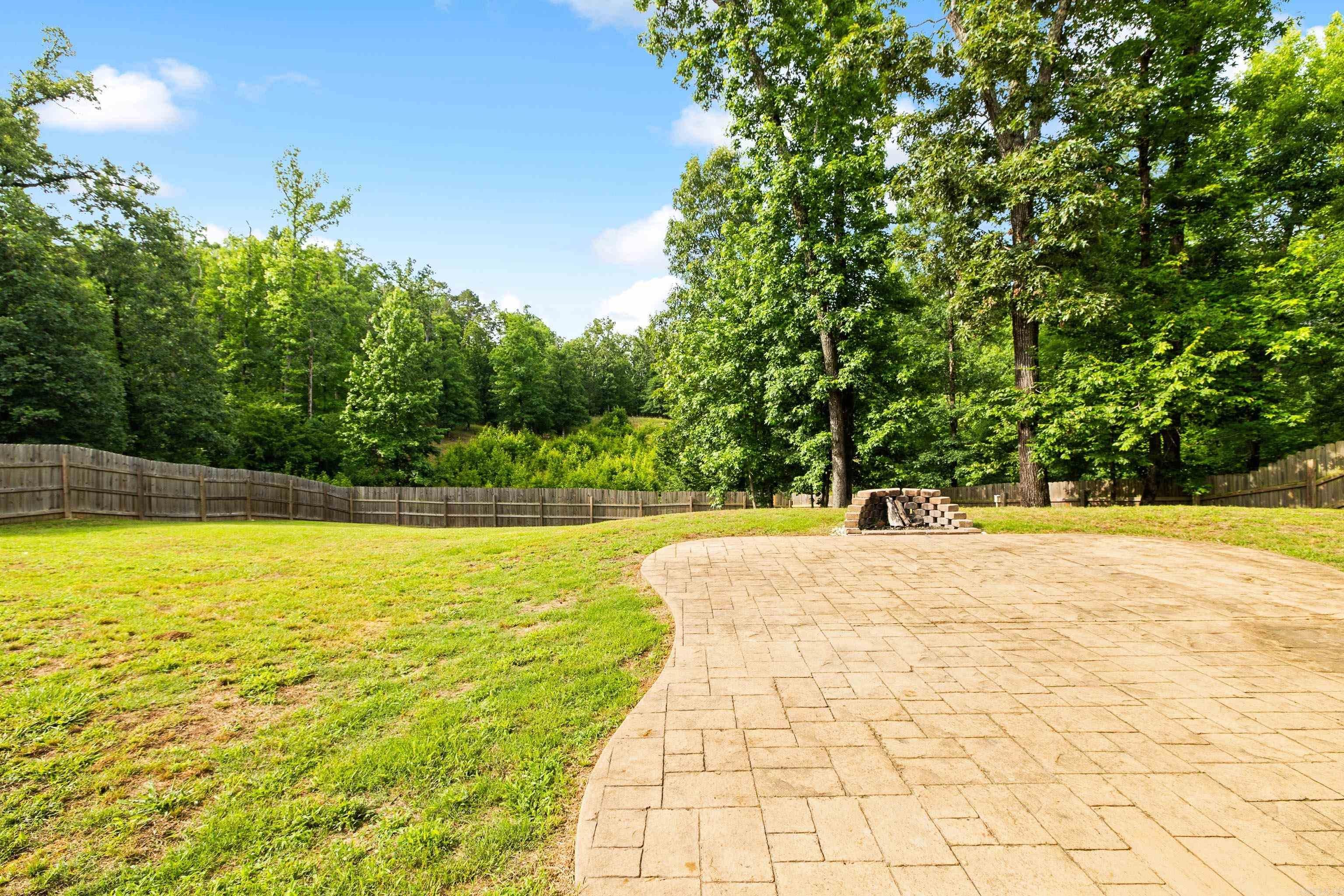 Benton, Arkansas, 72019, United States, 4 Bedrooms Bedrooms, ,4 BathroomsBathrooms,Residential,For Sale,2048594