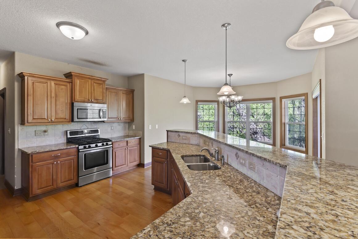 Menomonee Falls, Wisconsin, 53051, United States, 5 Bedrooms Bedrooms, ,4 BathroomsBathrooms,Residential,For Sale,1804805