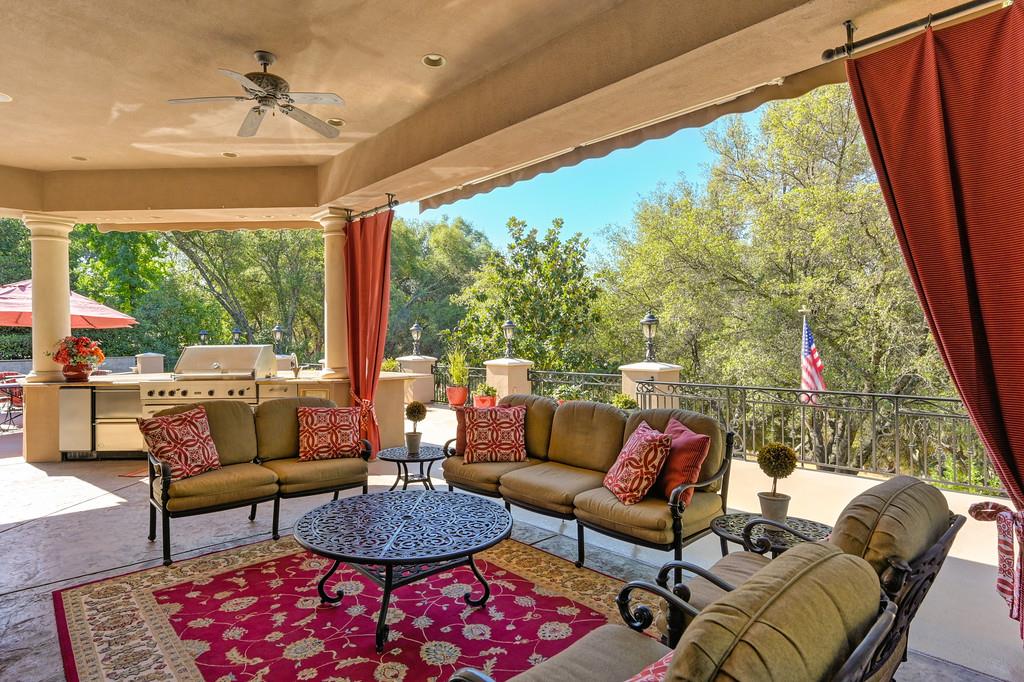 El Dorado Hills, California, 95762, United States, 4 Bedrooms Bedrooms, ,6 BathroomsBathrooms,Residential,For Sale,1958434