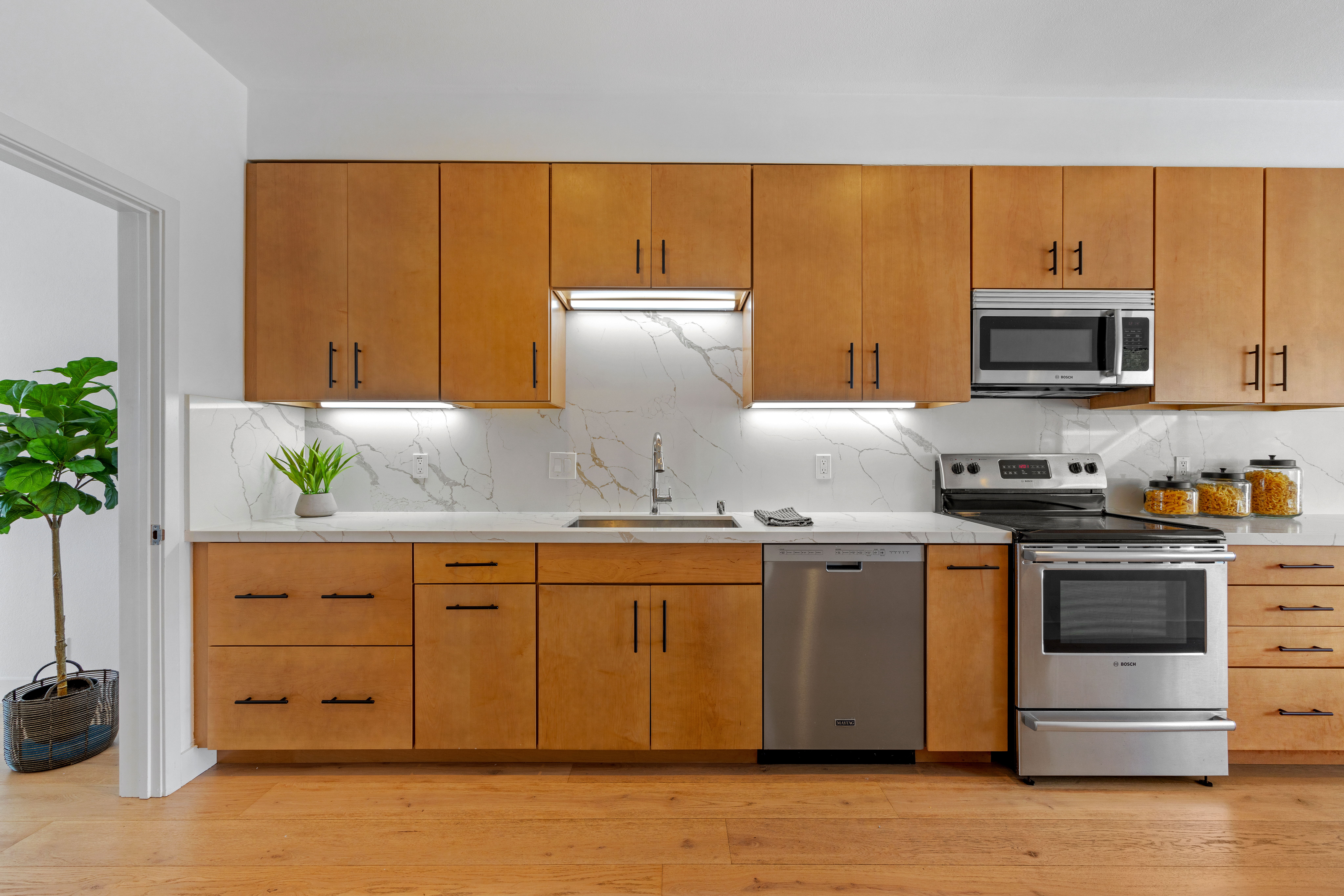  Stylish Waterfront Residence - 物件實景