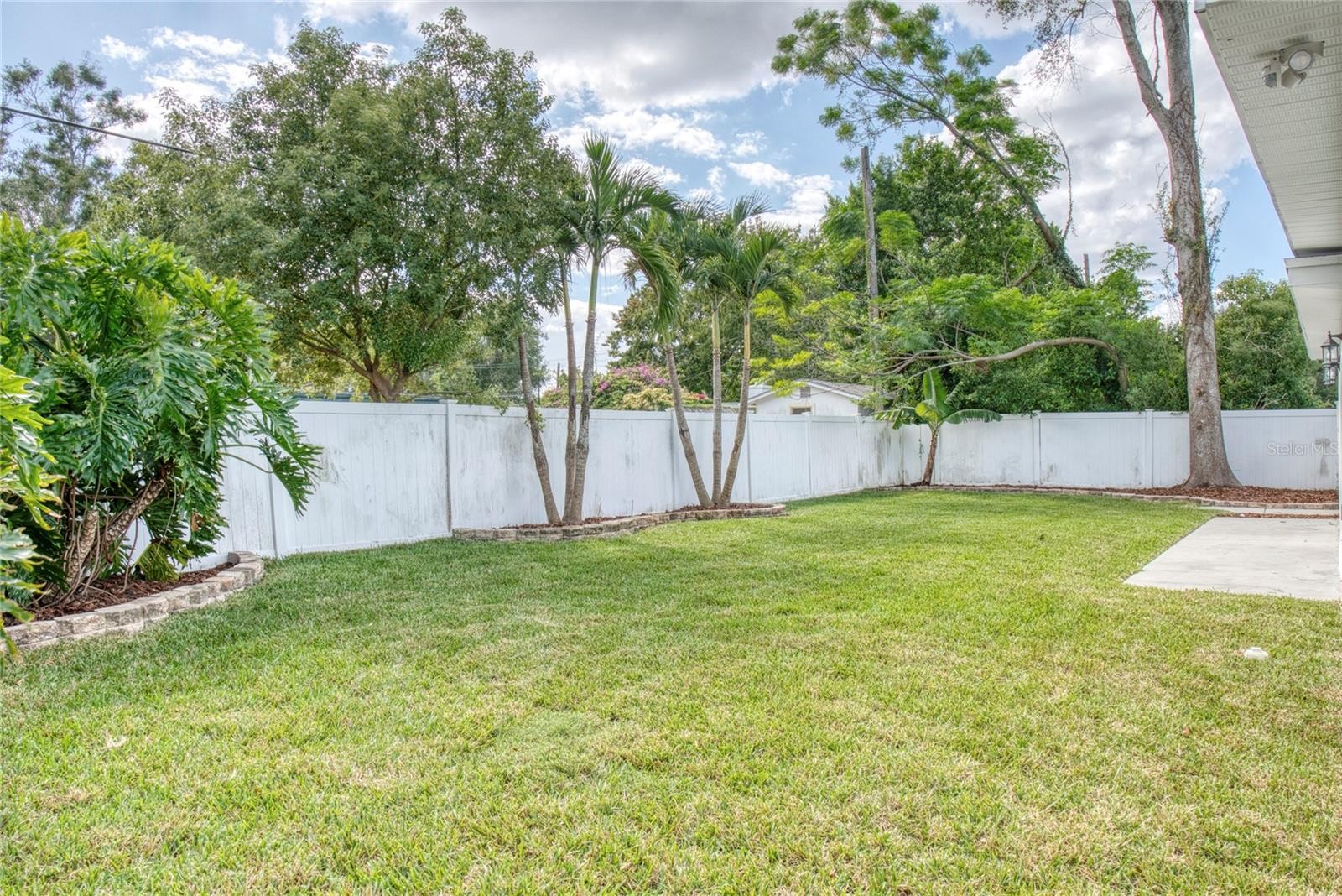 ORLANDO, Florida, 32806, United States, 4 Bedrooms Bedrooms, ,3 BathroomsBathrooms,Residential,For Sale,1879831