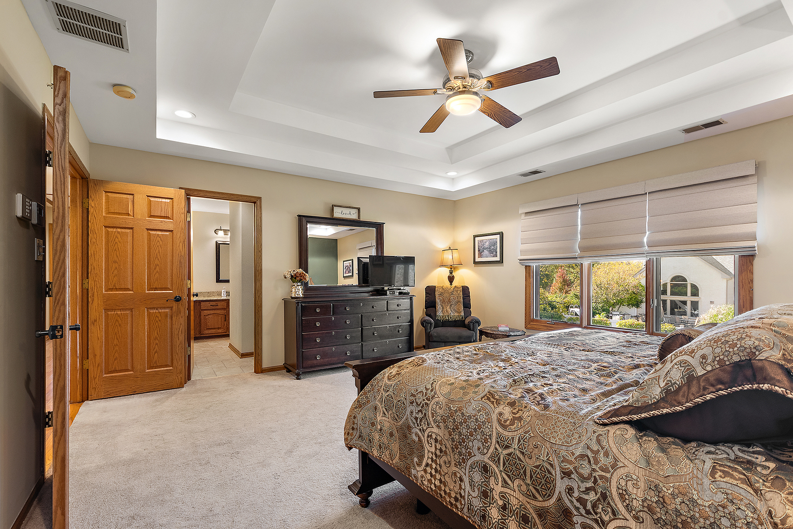 Orland Park, Illinois, 60467, United States, 4 Bedrooms Bedrooms, ,5 BathroomsBathrooms,Residential,For Sale,1987350