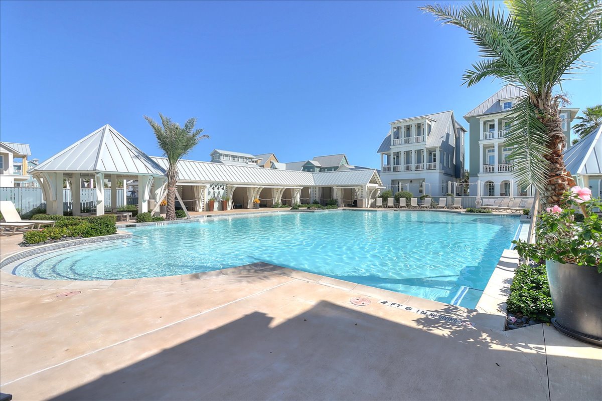 Port Aransas, Texas, 78373, United States, 3 Bedrooms Bedrooms, ,5 BathroomsBathrooms,Residential,For Sale,1994258