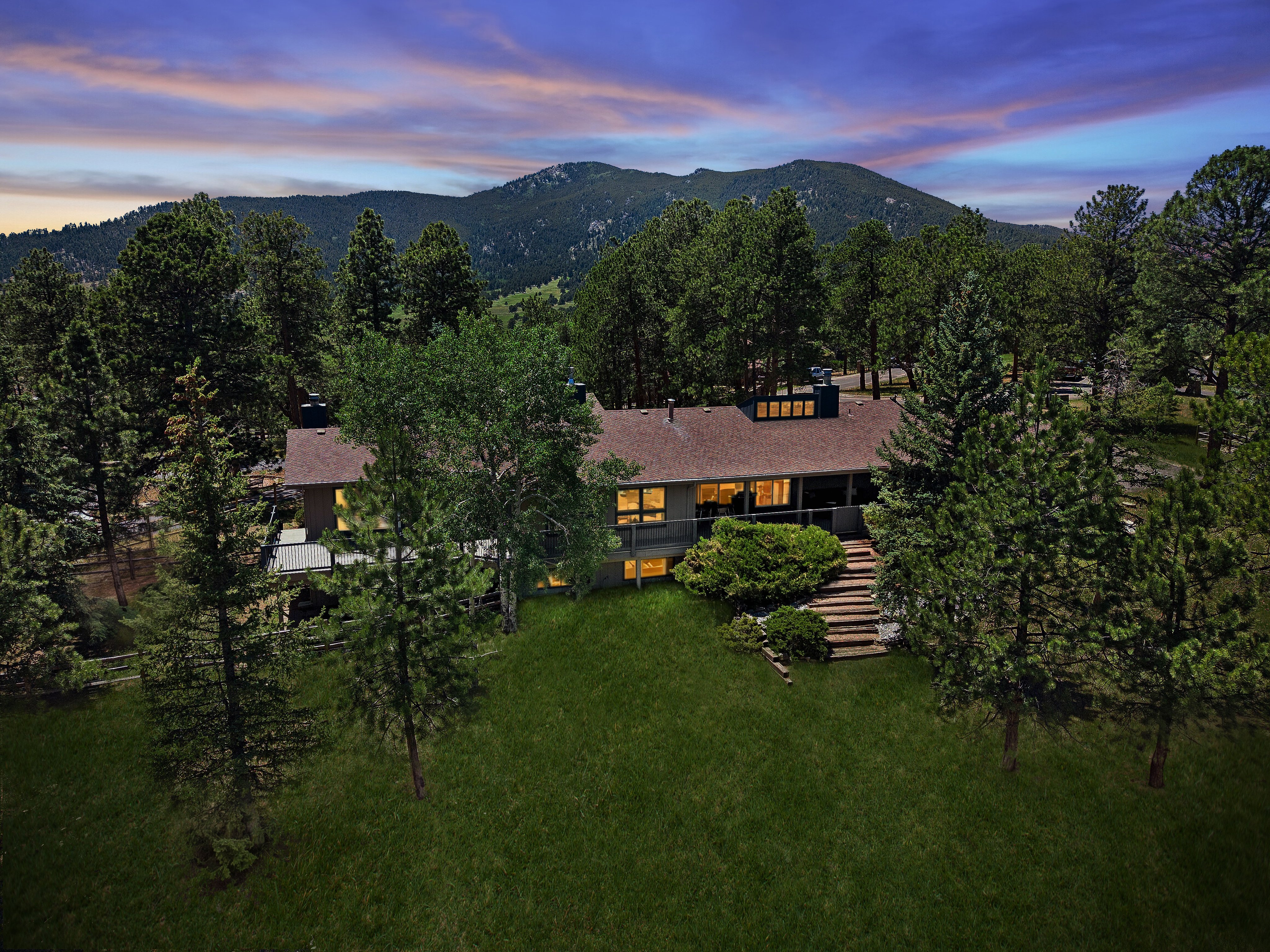  Mountain Living for Every Need - 物件實景