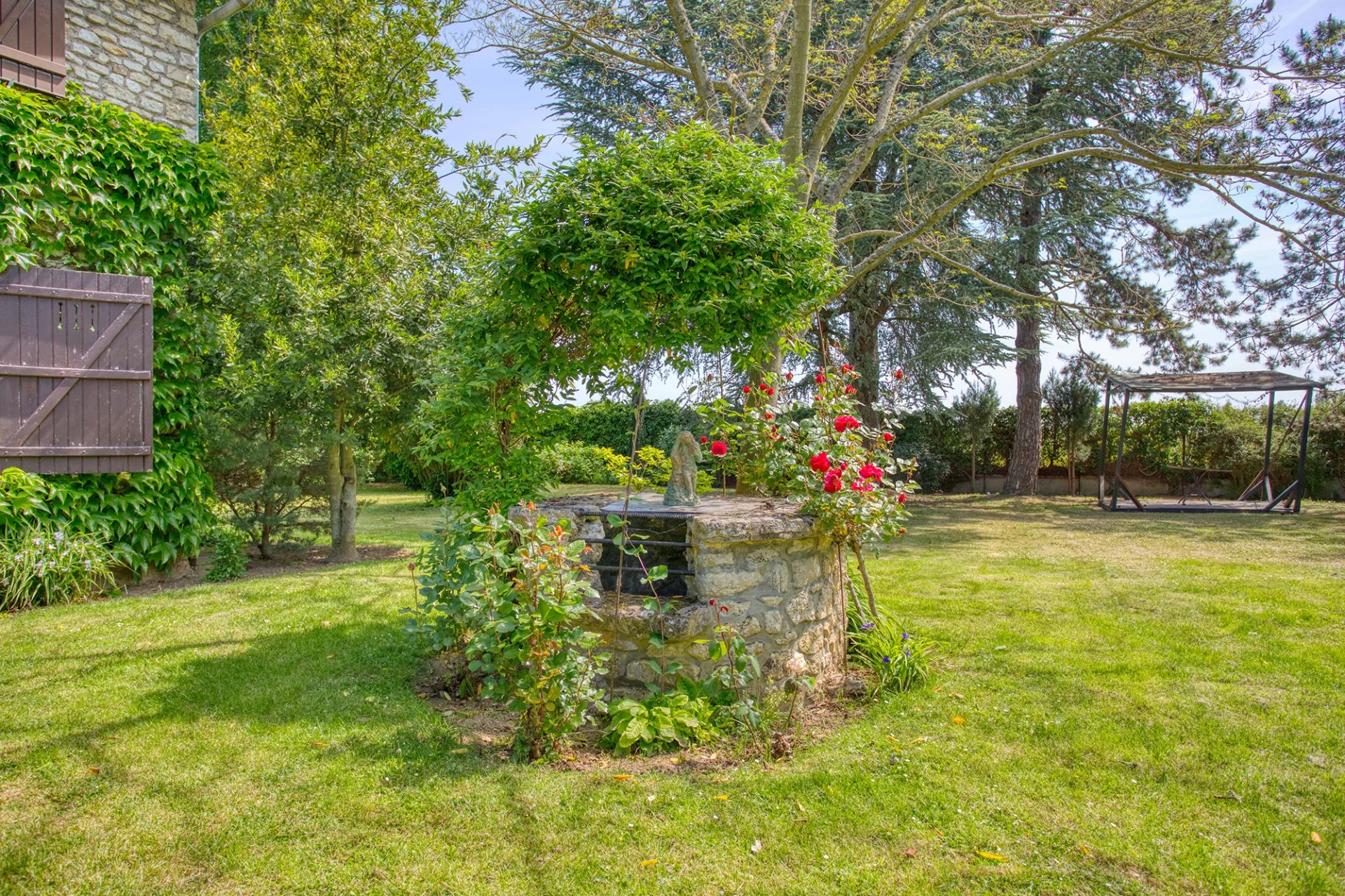 Montfort-l'Amaury, Île-de-France, 78490, FR, 6 Bedrooms Bedrooms, ,6 BathroomsBathrooms,Residential,For Sale,1934697