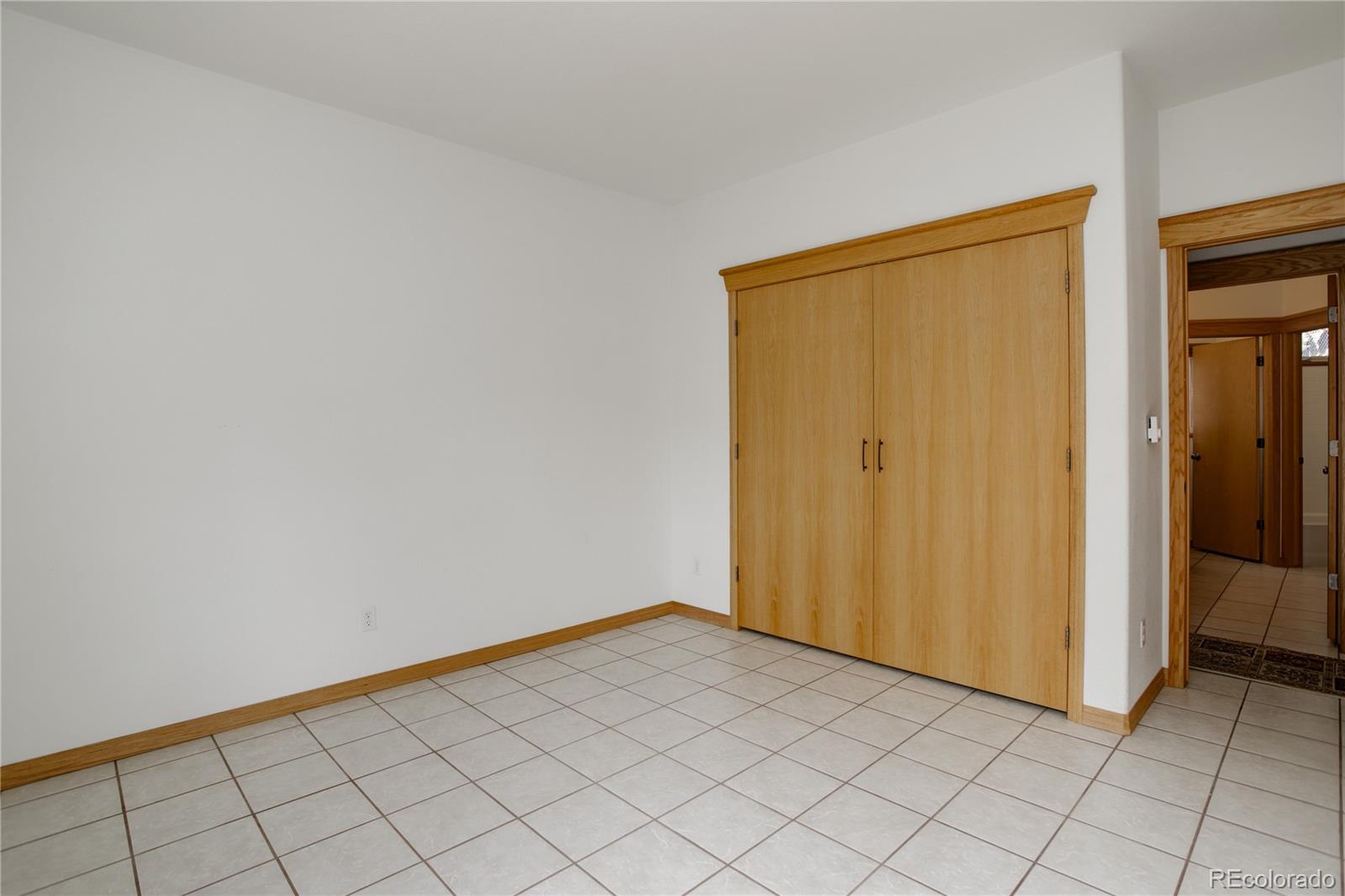 Littleton, Colorado, 80127, United States, 3 Bedrooms Bedrooms, ,2 BathroomsBathrooms,Residential,For Sale,1846692