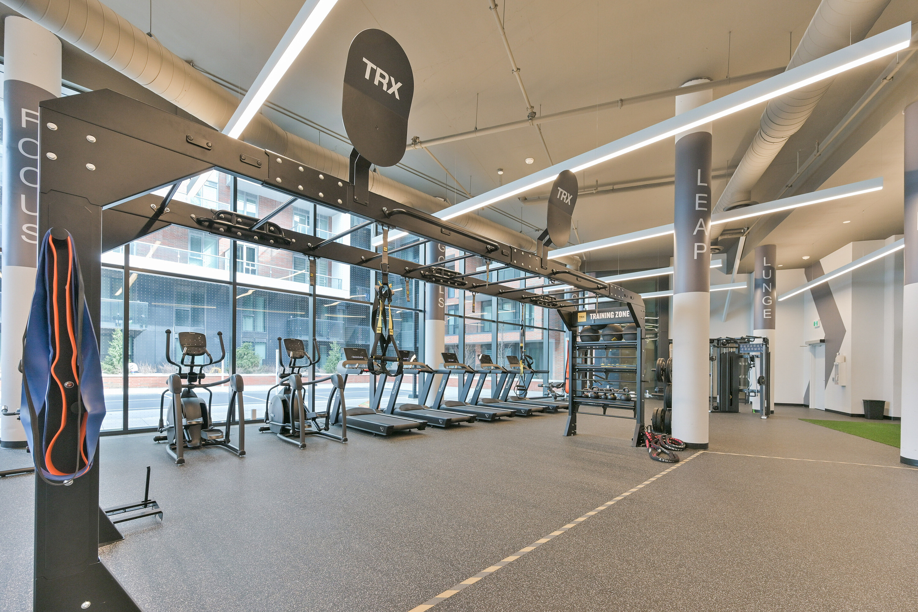  Gallery Square Condos - 物件實景