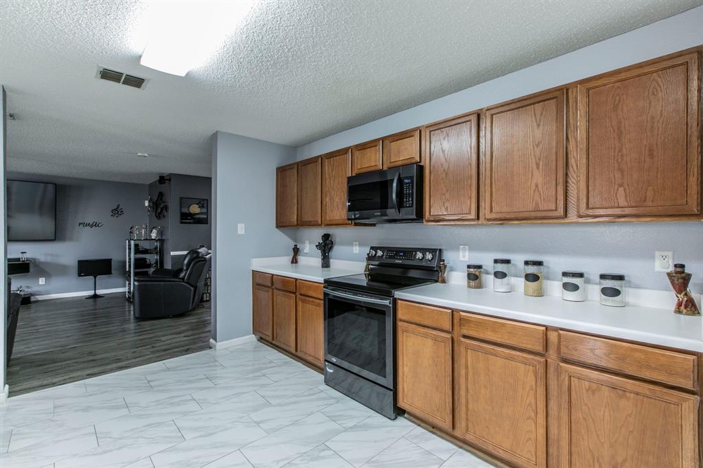 Lancaster, Texas, 75134, United States, 5 Bedrooms Bedrooms, ,3 BathroomsBathrooms,Residential,For Sale,1935785