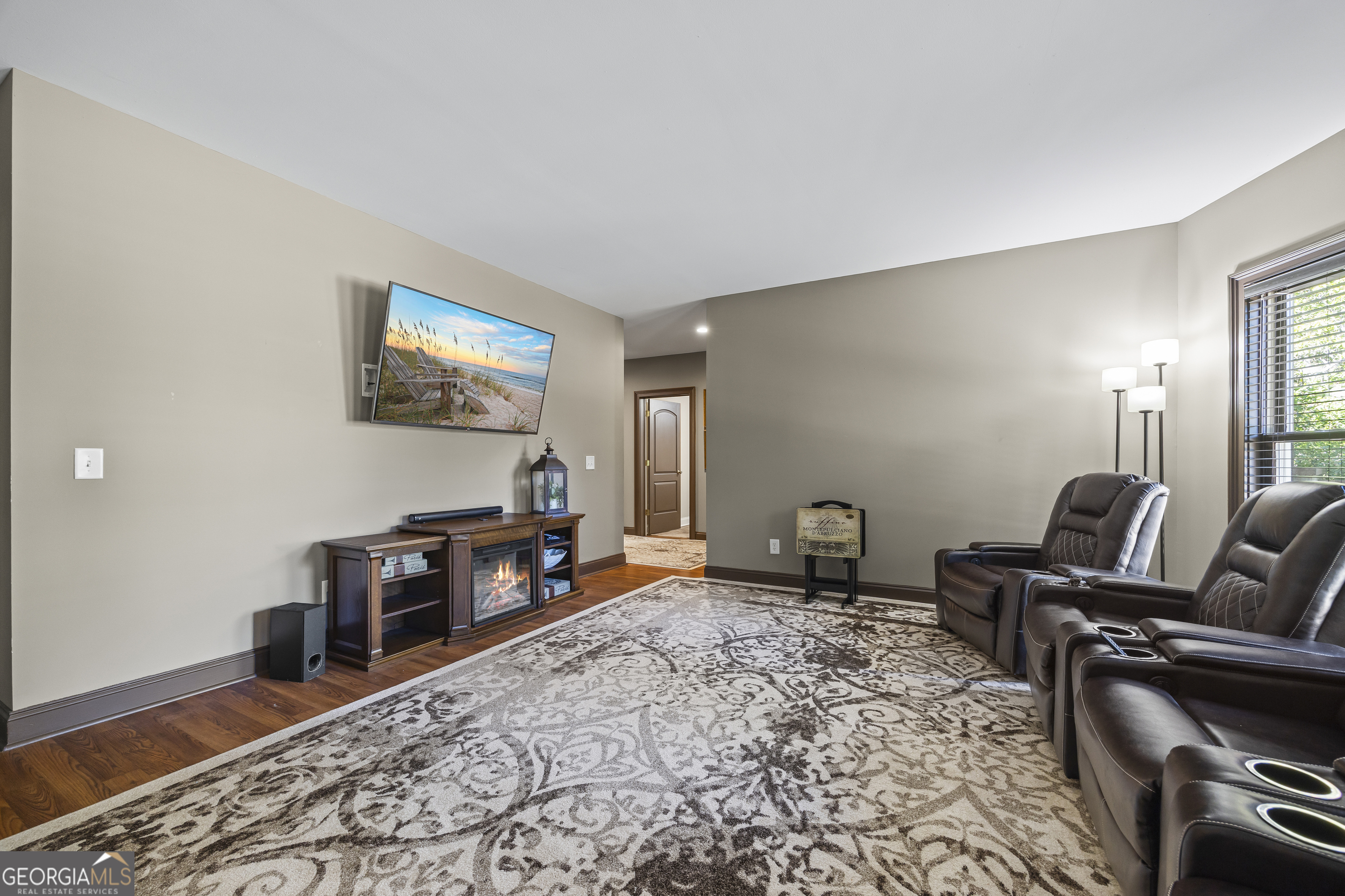 Helen, Georgia, 30545, United States, 3 Bedrooms Bedrooms, ,3 BathroomsBathrooms,Residential,For Sale,1983913