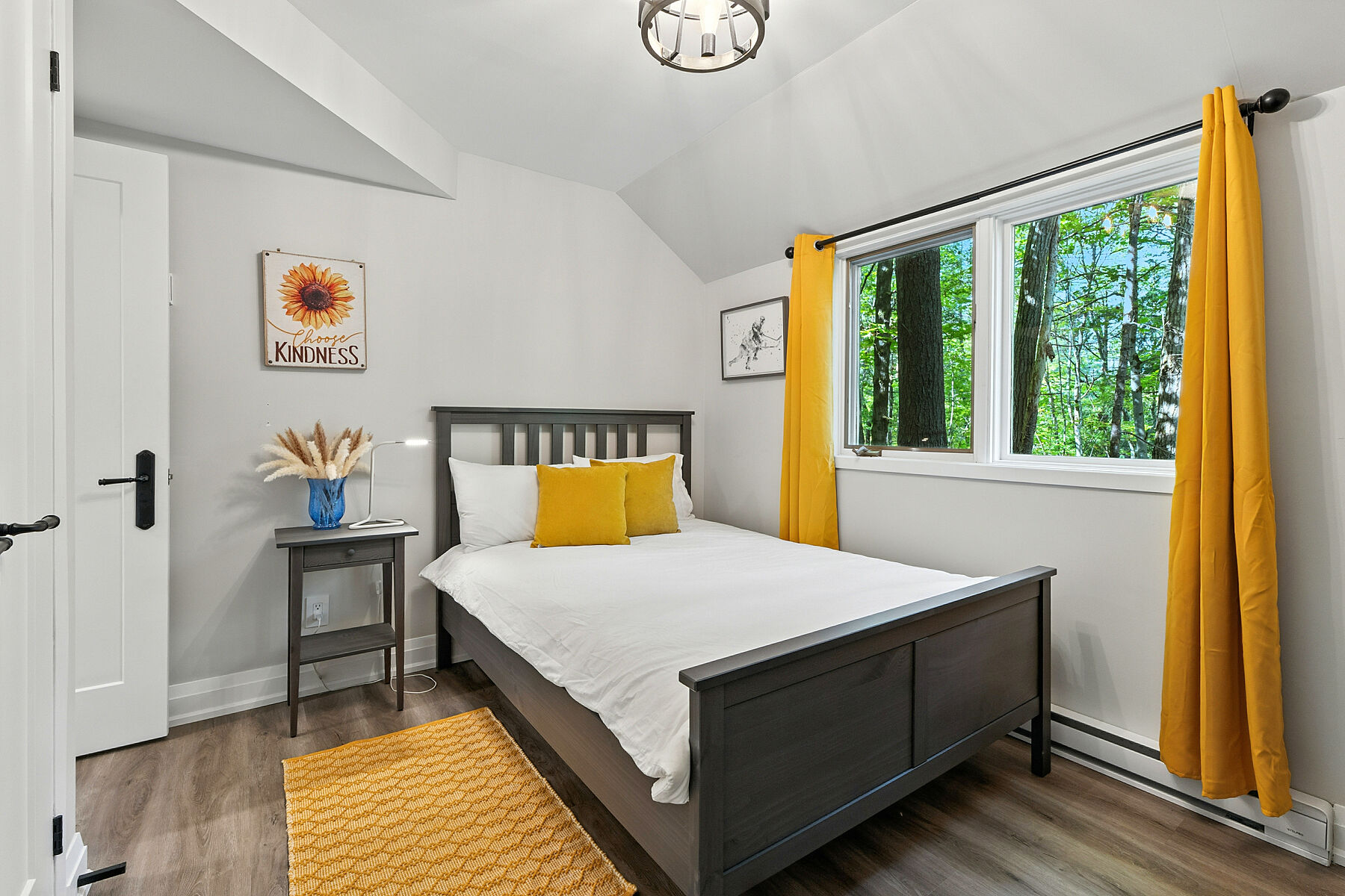  Beautifully Updated Home - 物件實景