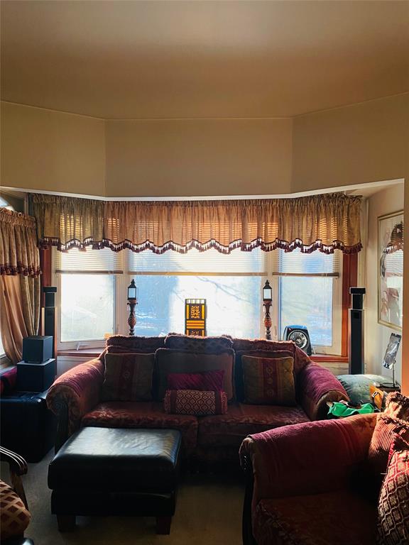 Yonkers, New York, 10710, United States, 3 Bedrooms Bedrooms, ,2 BathroomsBathrooms,Residential,For Sale,1982503