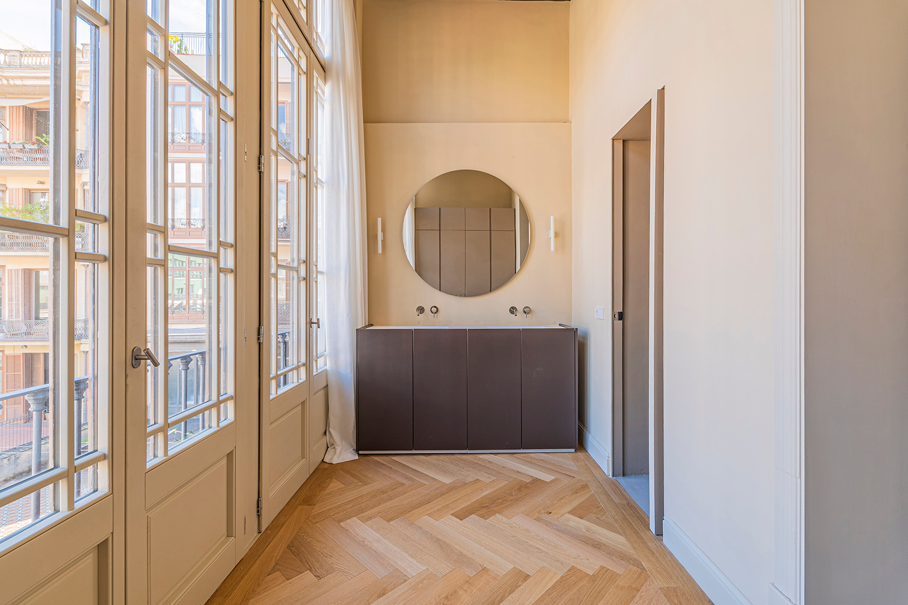  Extraordinary Modernist apartment with high ceilings - 物件實景
