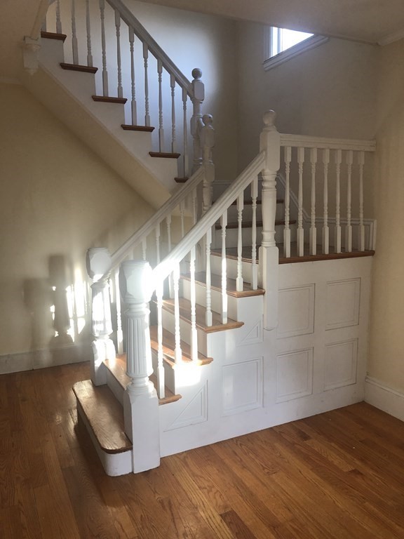 Saugus, Massachusetts, 01906, United States, 4 Bedrooms Bedrooms, ,3 BathroomsBathrooms,Residential,For Sale,1930516