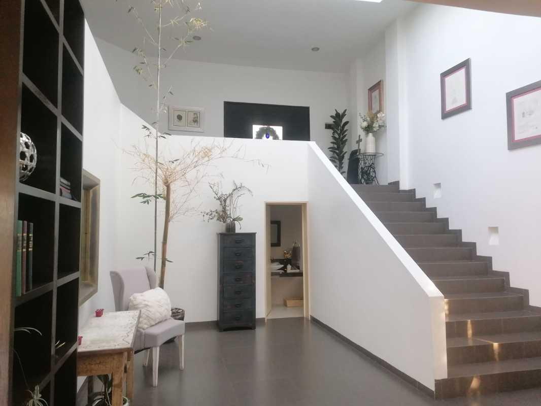 Condado de Sayavedra, Atizapán de Zaragoza, Estado de México, 52938, Mexico, 3 Bedrooms Bedrooms, ,7 BathroomsBathrooms,Residential,For Sale,Condado de Sayavedra,1442357