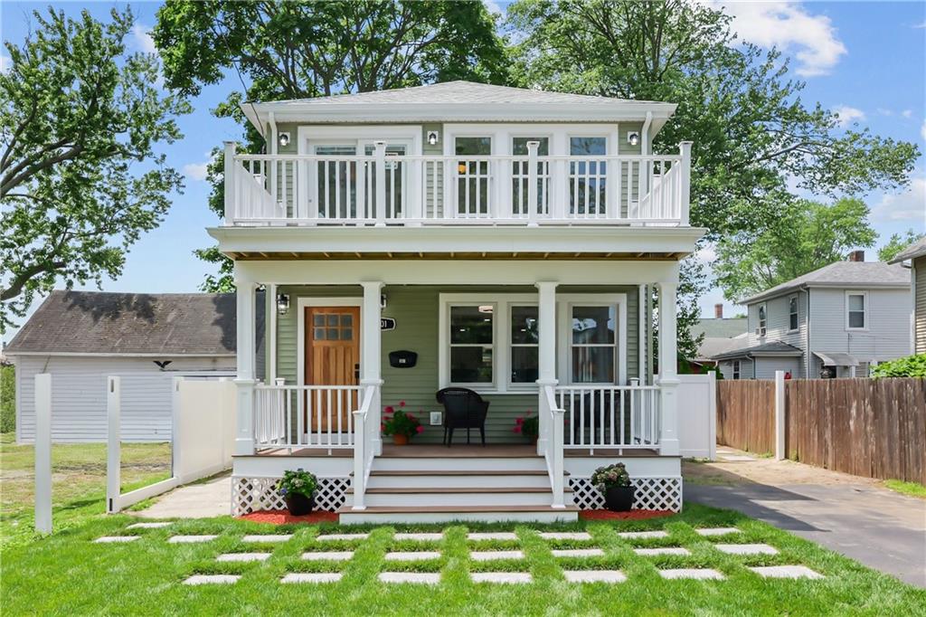 Warwick, Rhode Island, 02889, United States, 3 Bedrooms Bedrooms, ,2 BathroomsBathrooms,Residential,For Sale,1937520