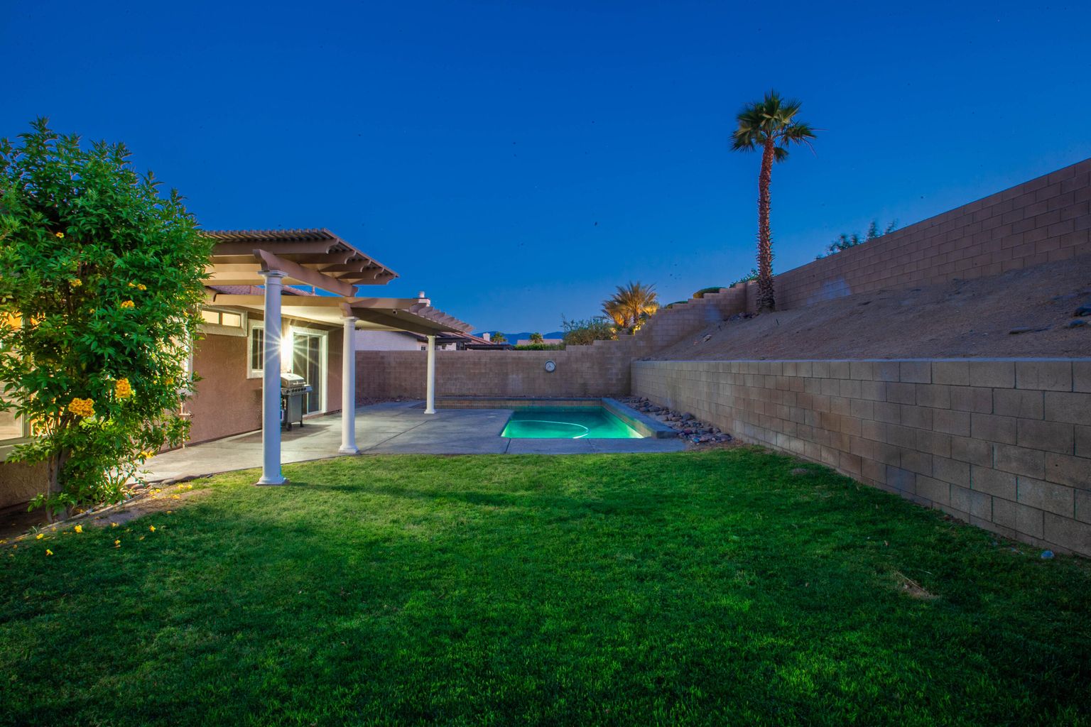 La Quinta, California, 92253, United States, 4 Bedrooms Bedrooms, ,2 BathroomsBathrooms,Residential,For Sale,1921262