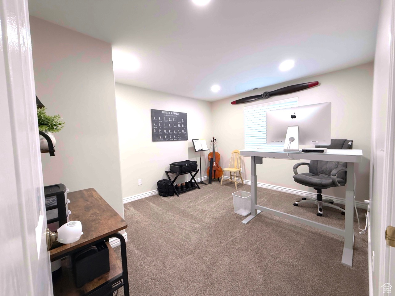 Nibley, Utah, 84321, United States, 5 Bedrooms Bedrooms, ,2 BathroomsBathrooms,Residential,For Sale,1983208