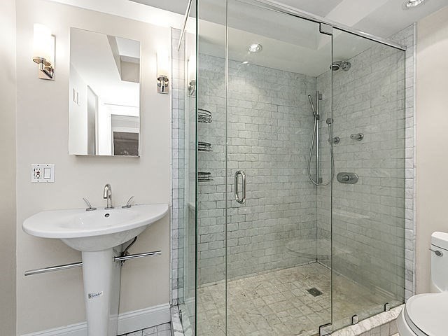 Brookline, Massachusetts, 02446, United States, 1 Bedroom Bedrooms, ,1 BathroomBathrooms,Residential,For Sale,1737969