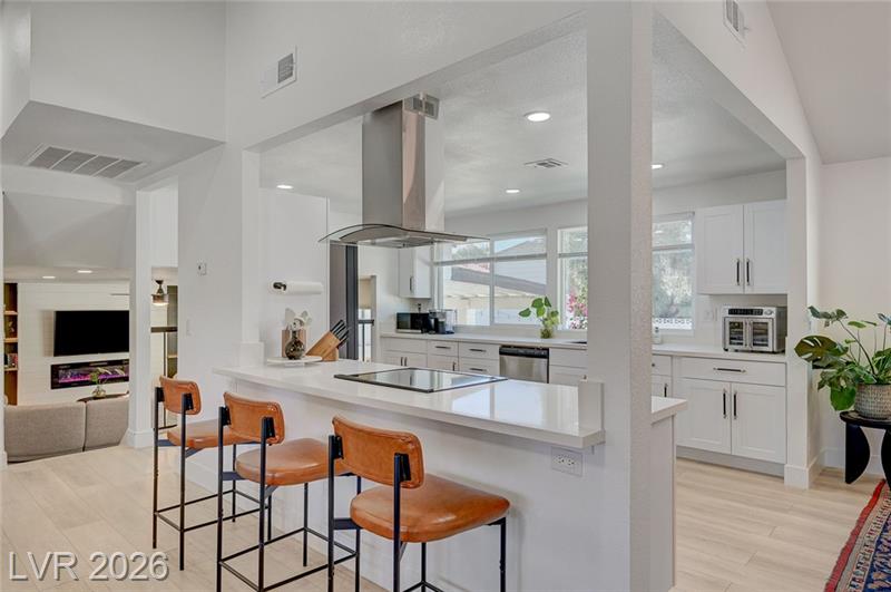 Las Vegas, Nevada, 89120, United States, 4 Bedrooms Bedrooms, ,3 BathroomsBathrooms,Residential,For Sale,2047975