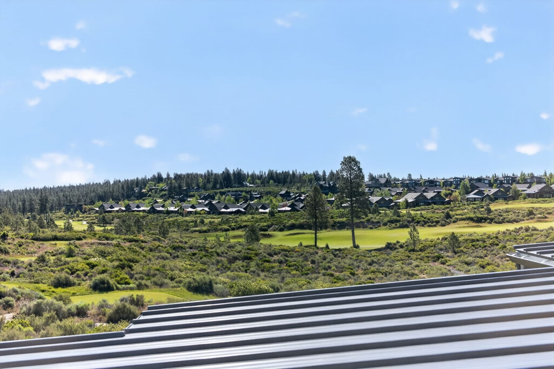  61404 SW Skene Trail Bend, OR 97702 - 物件實景
