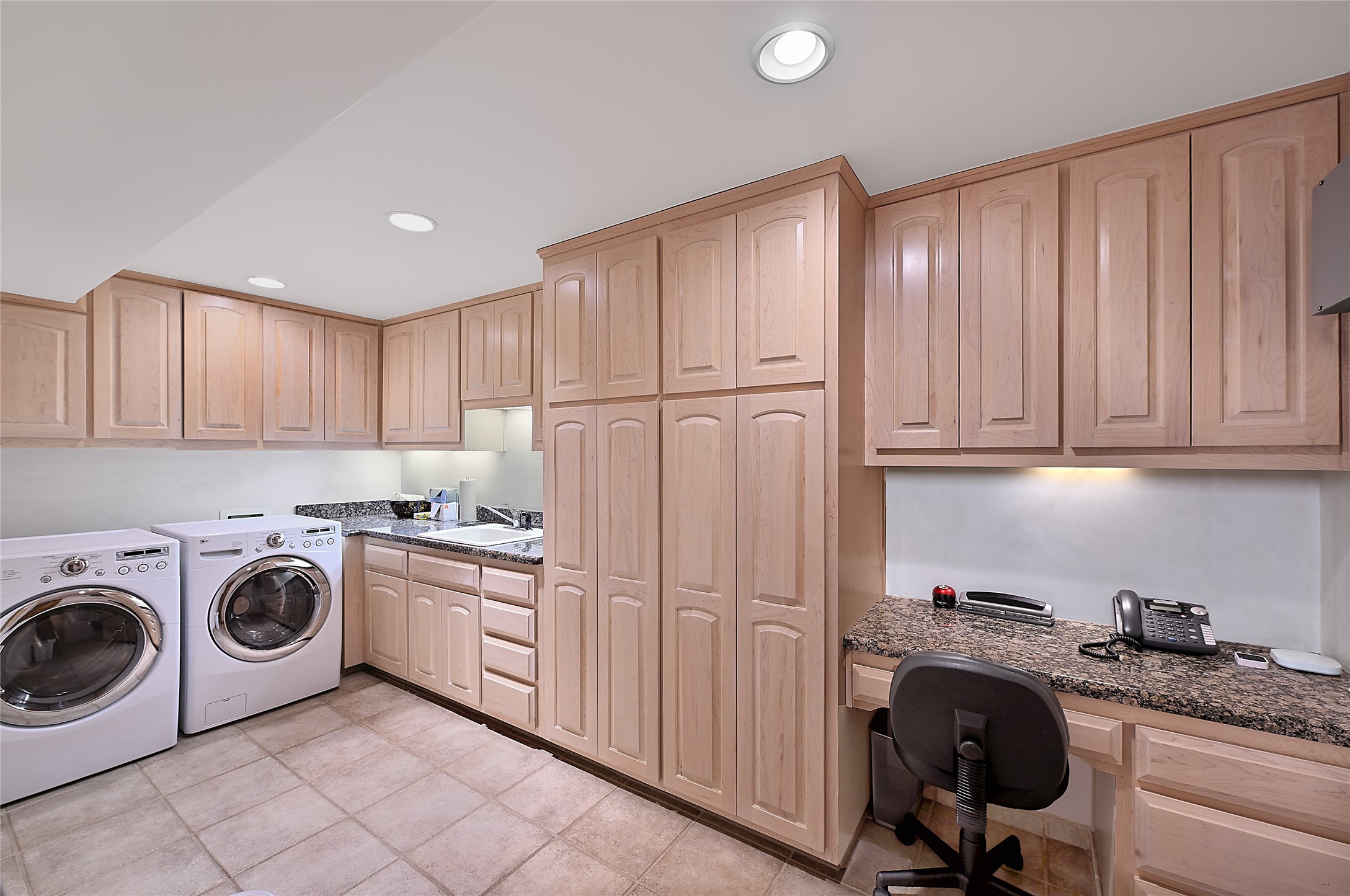  409 Brownell Howland Road - 物件實景