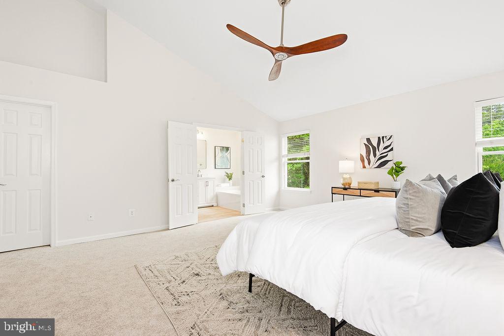 Fairfax, Virginia, 22033, United States, 3 Bedrooms Bedrooms, ,4 BathroomsBathrooms,Residential,For Sale,2048066