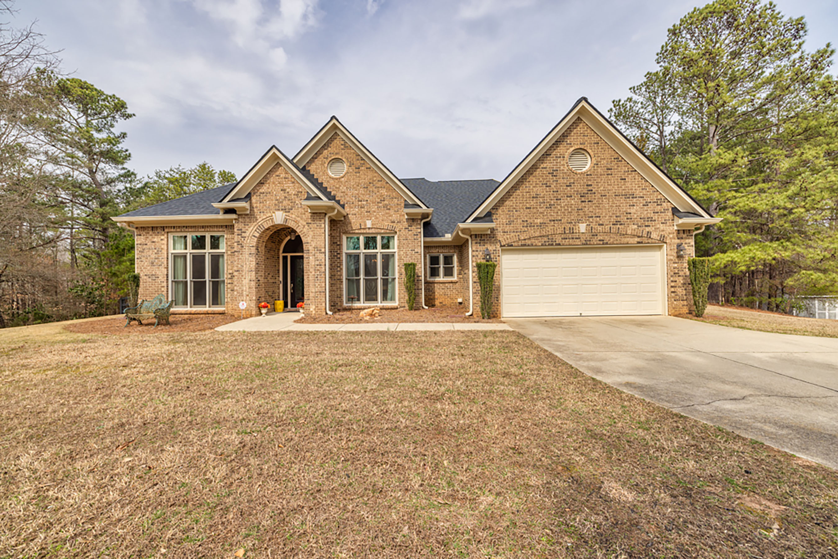Private Paradise: Ranch Home with Heated Pool & Acreage