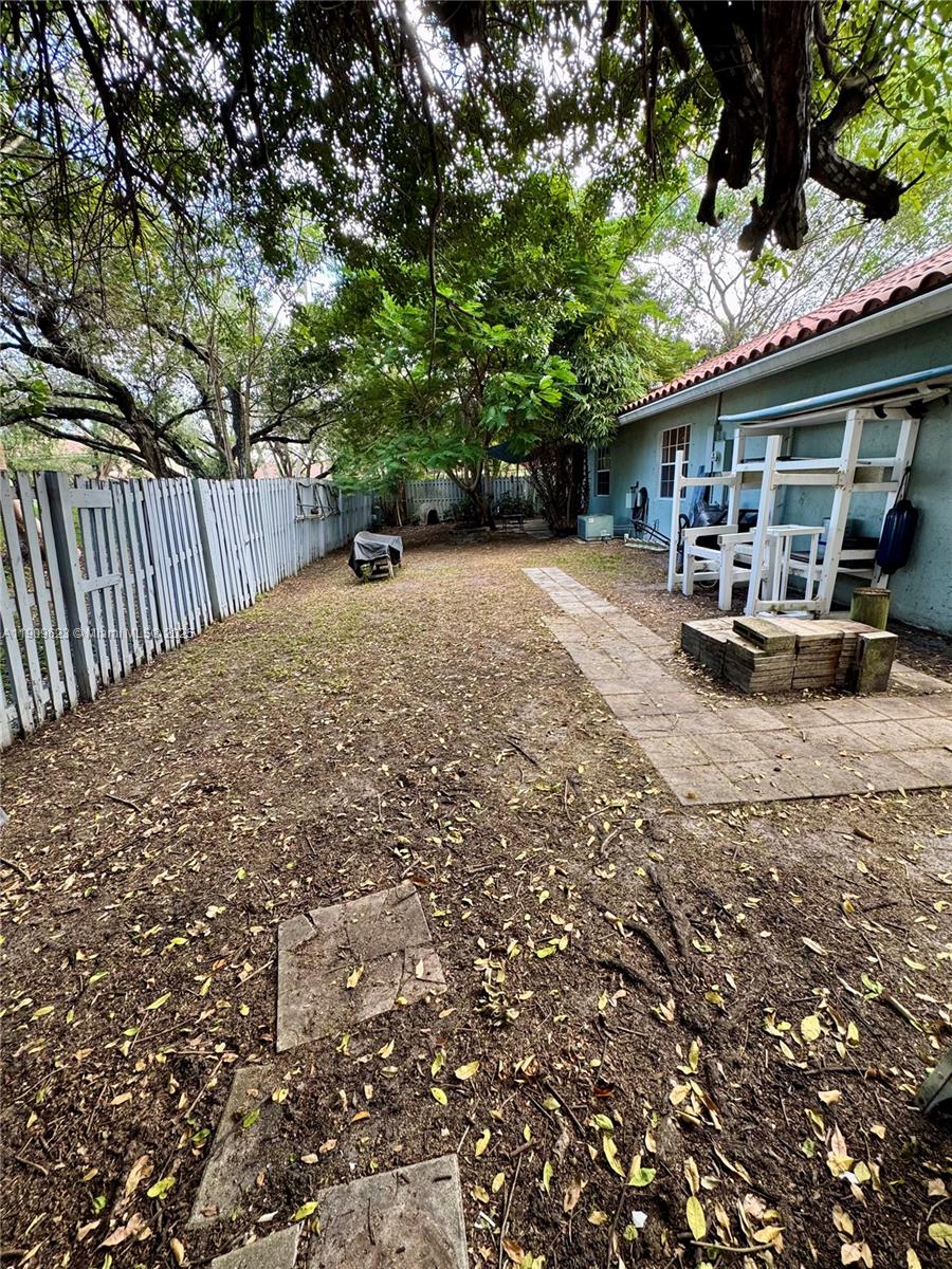 Weston, Florida, 33326, United States, 3 Bedrooms Bedrooms, ,2 BathroomsBathrooms,Residential,For Sale,1991492