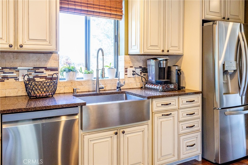San Luis Obispo, California, 93401, United States, 2 Bedrooms Bedrooms, ,2 BathroomsBathrooms,Residential,For Sale,1935335