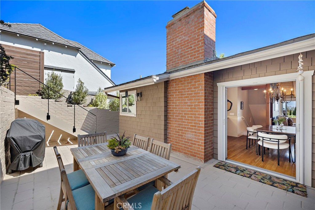 Laguna Beach, California, 92651, United States, 3 Bedrooms Bedrooms, ,3 BathroomsBathrooms,Residential,For Sale,1939683